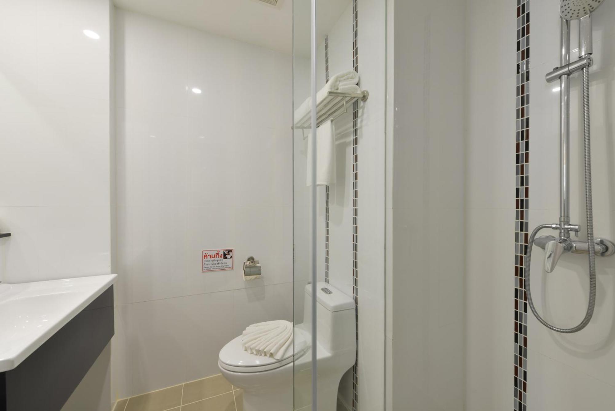 Grace Patong Hotel Кату Экстерьер фото